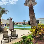 Malibu Park Sol Apartment