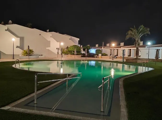 Malibu Park Sol Apartment