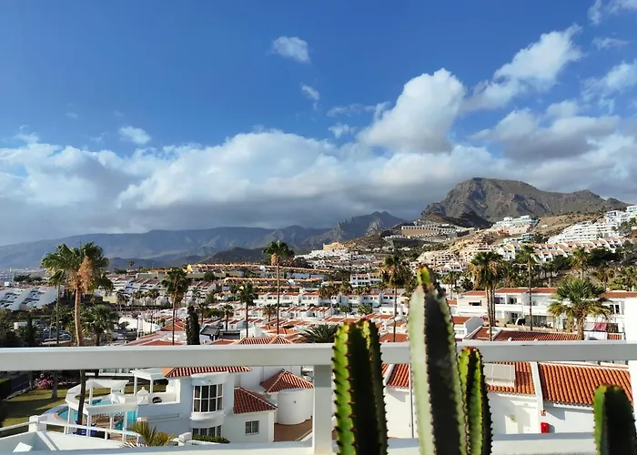 Malibu Park Sol Apartment