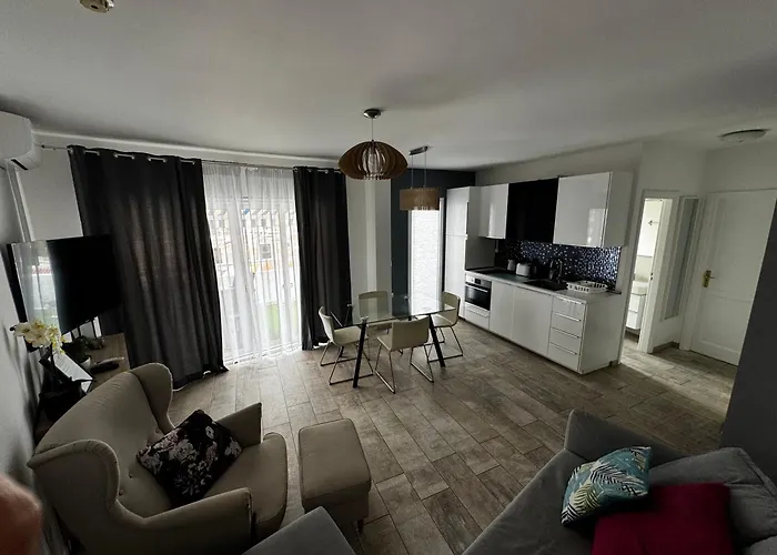 Апартаменты Malibu Park Sol *