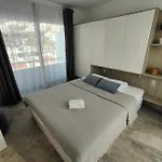 Malibu Park Sol * Адехе