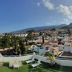 Malibu Park Sol Апартаменти Адехе
